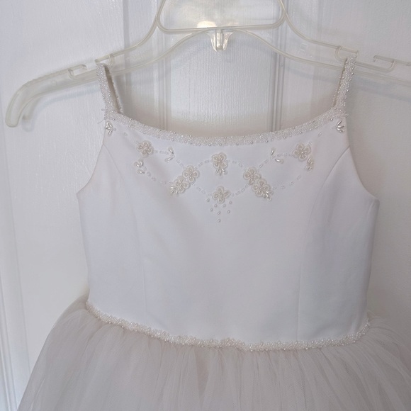 Flower Girl Dress - Picture 3 of 4